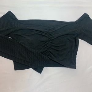 Off the shoulder black crop longsleeve